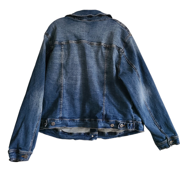 TORRID Stretch Blue Denim Medium‎ Wash Button Front Trucker Jacket Women's 3X - Picture 2 of 10